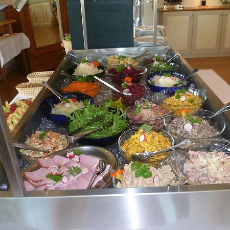 Hotel Speiserestaurant Bahnhof Güttingen Kültér fotó