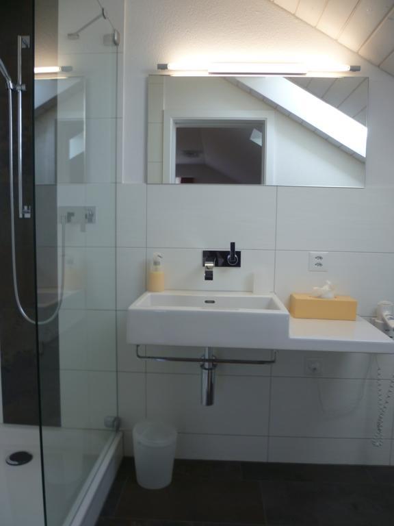 Hotel Speiserestaurant Bahnhof Güttingen Szoba fotó