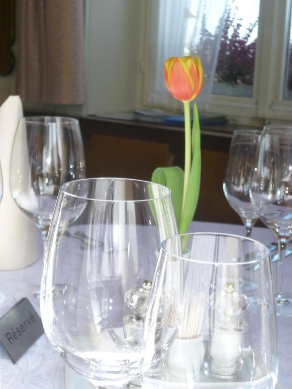 Hotel Speiserestaurant Bahnhof Güttingen Kültér fotó