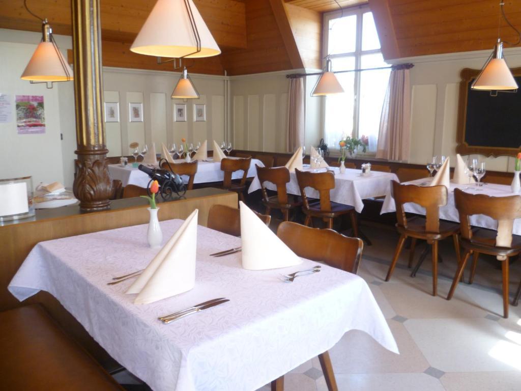 Hotel Speiserestaurant Bahnhof Güttingen Kültér fotó