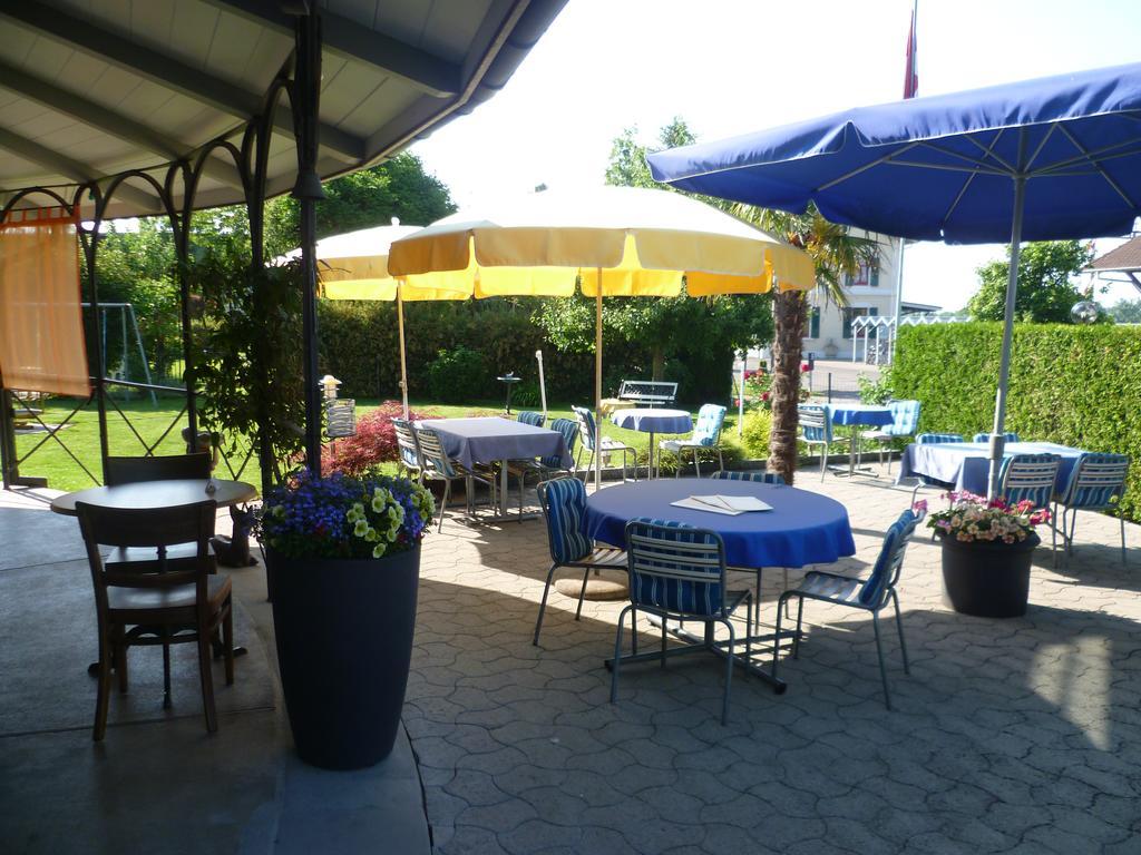 Hotel Speiserestaurant Bahnhof Güttingen Kültér fotó